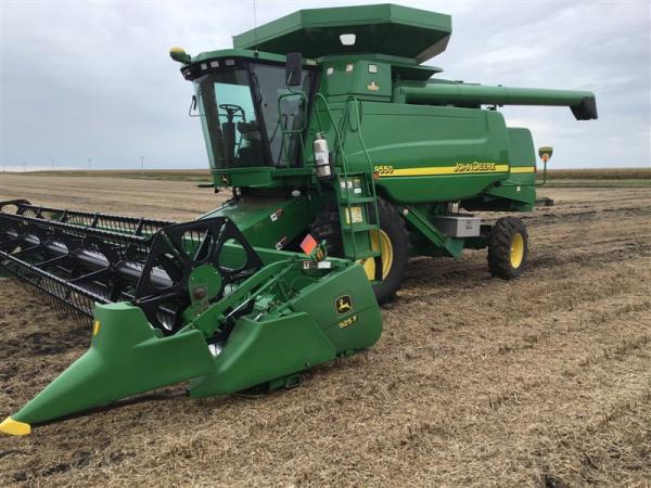 Чому вигідно купувати б/у сільгосптехніку John Deere