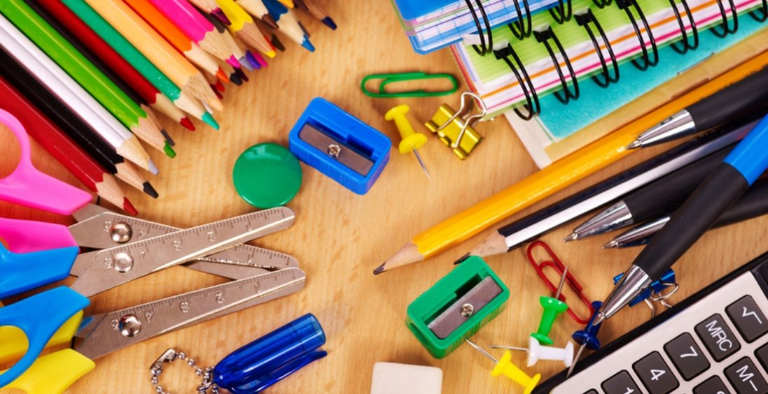 Причини купувати канцтовари оптом