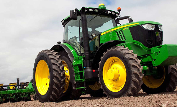 Чому рекомендується купити новий трактор в Україні