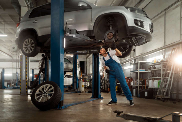Автозапчастини Sato Tech для міського автомобіля: як затори, короткі поїздки та щоденні маршрути змінюють правила обслуговування